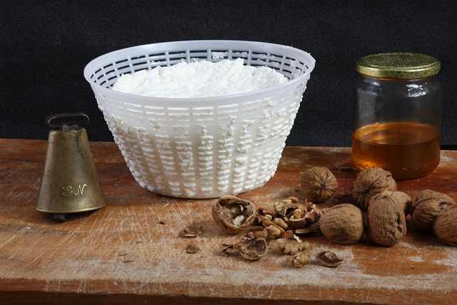 come riciclare i contenitori o i cestini della ricotta?